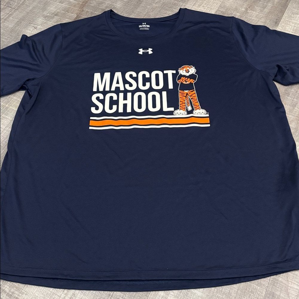 auburn under armour mascot school tshirt - Picture 2 of 3